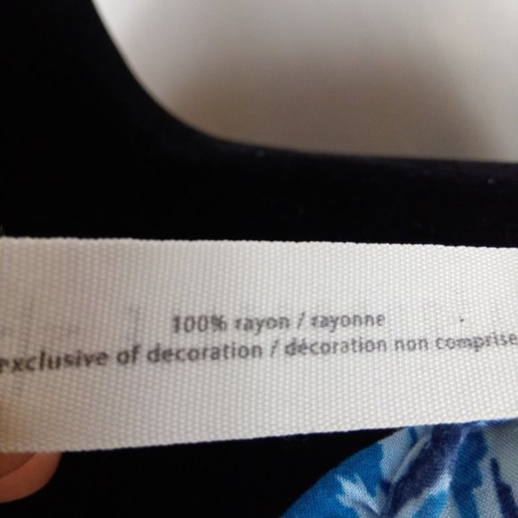 Aeropostale spaghetti strap tank. Blue. Medium - Picture 5 of 6